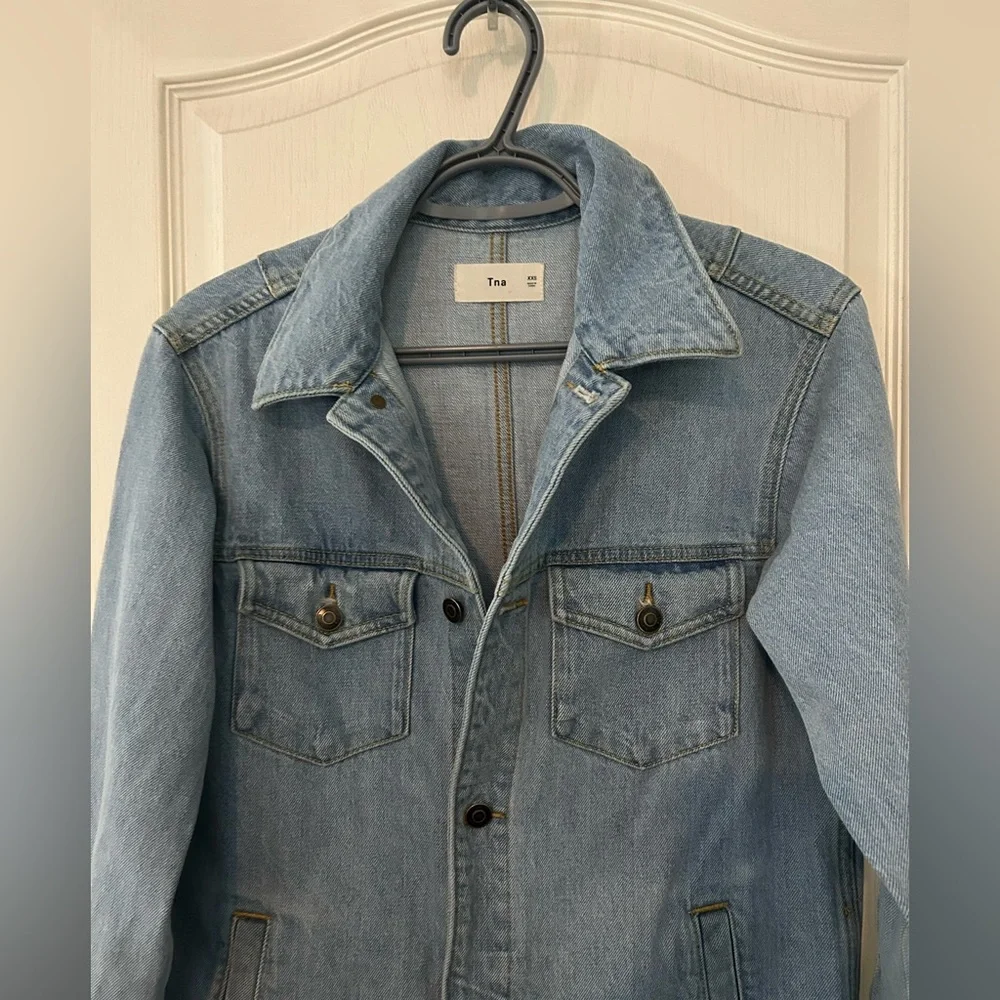 🎉 Host Pick 🎉 TNA Denim Longline Jacket - Picture 2 of 10